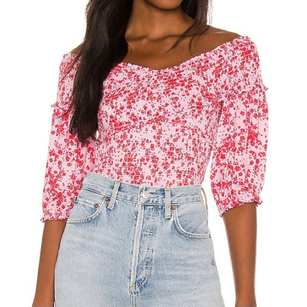 NWT STEVE MADDEN ADORABLE Ditsy Smocked Off Shoulder Top In Violet Icing Sz M